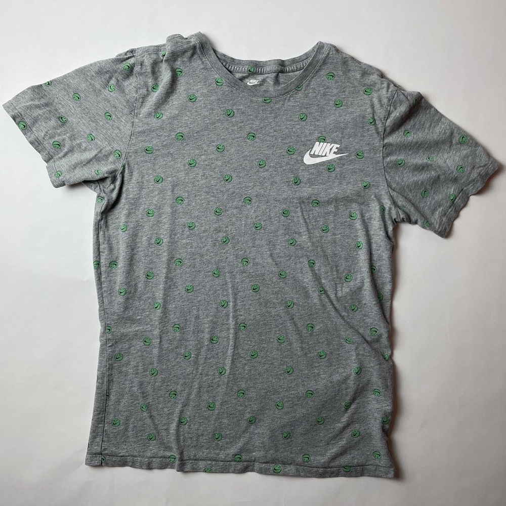 Nike Sean Wotherspoon Smiley T Shirt Sz M